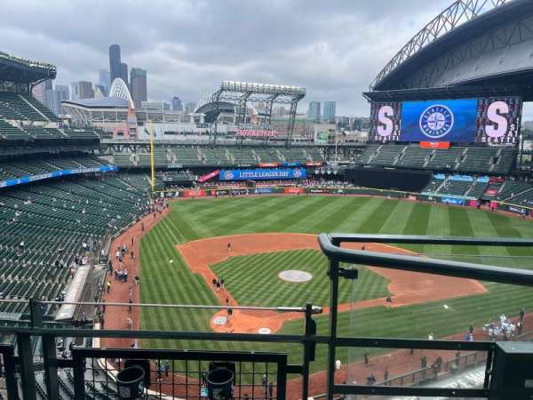 T-Mobile Park, section: 328, row: 2, seat: 1