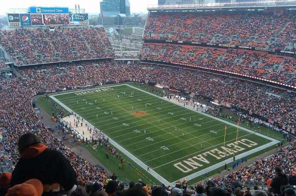 Huntington Bank Field, section: 542, row: 31, seat: 10
