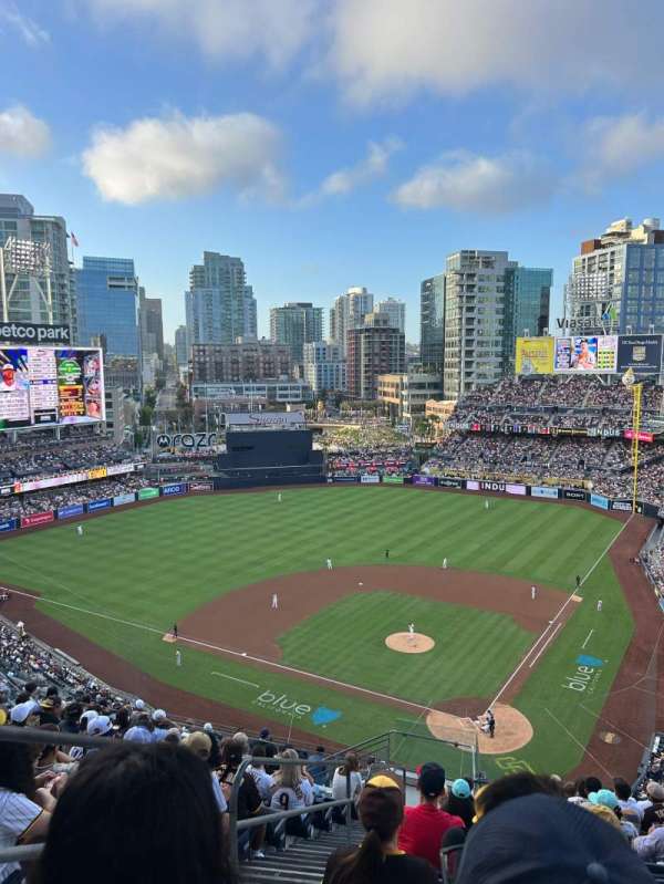Petco Park, section: 304, row: 20, seat: 17