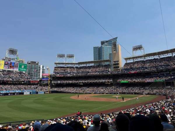 Petco Park, section: 122, row: 31, seat: 14