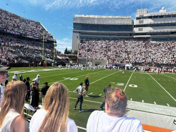 Lane Stadium, section: 133, row: D, seat: 17