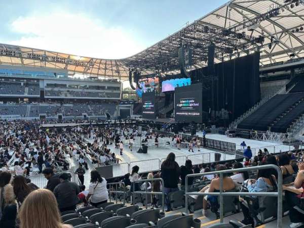 BMO Stadium, section: 111, row: P, seat: 3