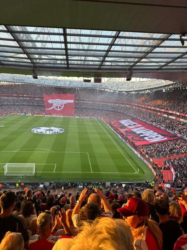 Emirates Stadium, section: 123, row: 13