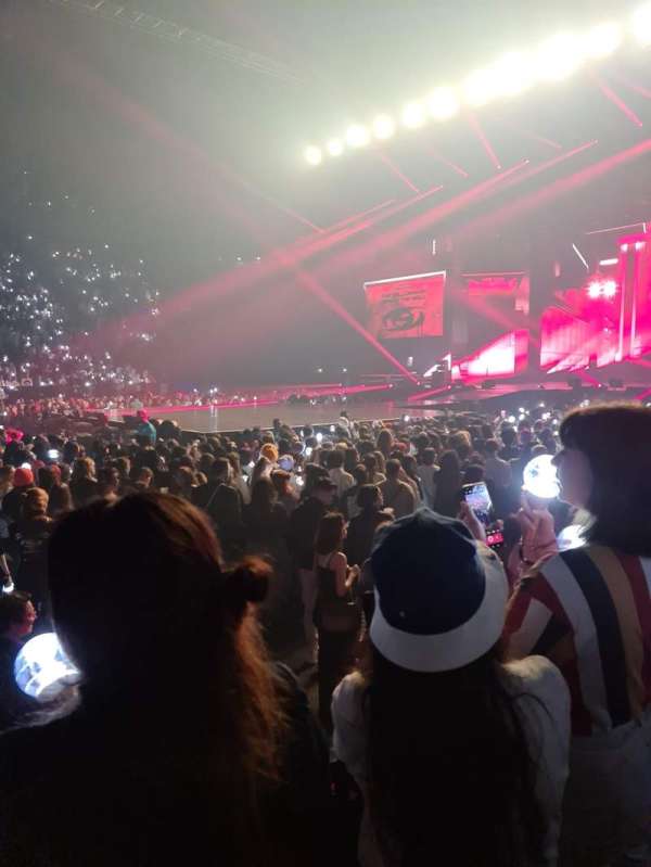 Accor Arena, section: Gradin F, row: 27, seat: 13