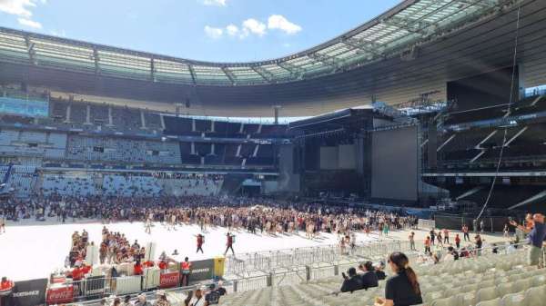 Stade de France, section: G7, row: 22, seat: 14