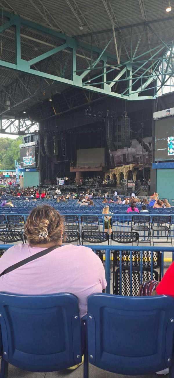Veterans United Home Loans Amphitheater, section: 201, row: H, seat: 12