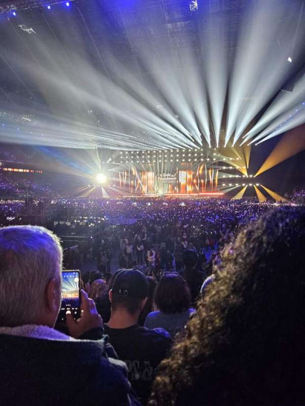 Paris La Défense Arena, section: 111, row: 20, seat: 12