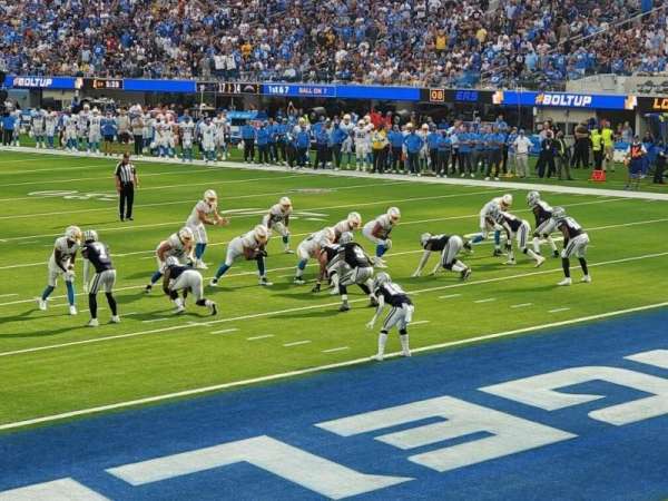 SoFi Stadium, section: 100, row: 4, seat: 14