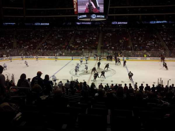 Desert Diamond Arena, section: 122, row: w, seat: 17