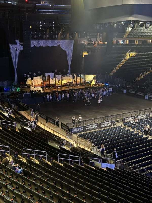 Madison Square Garden, section: 227, row: 1, seat: 15