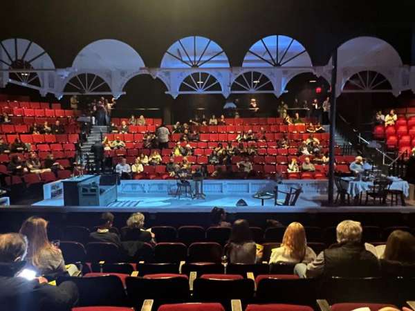 Circle in the Square Theatre, section: Orchestra 200 (Even), row: E, seat: 224