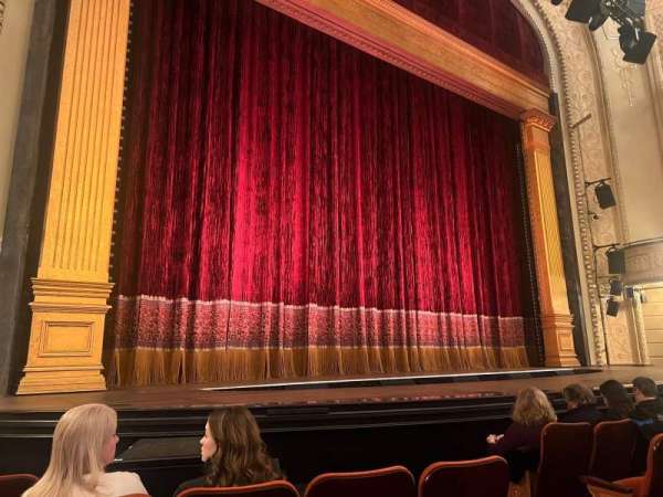 Majestic Theatre, section: Orchestra L, row: F, seat: 9
