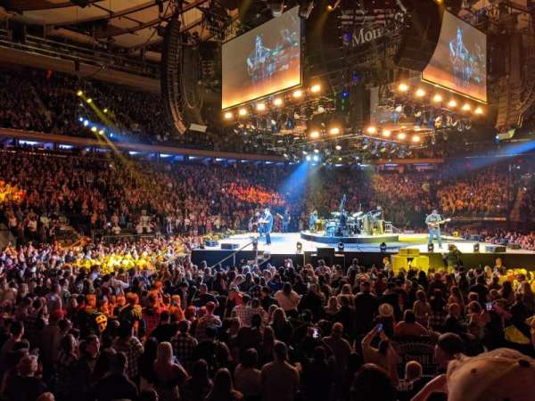 Madison Square Garden, section: 105, row: 4, seat: 9