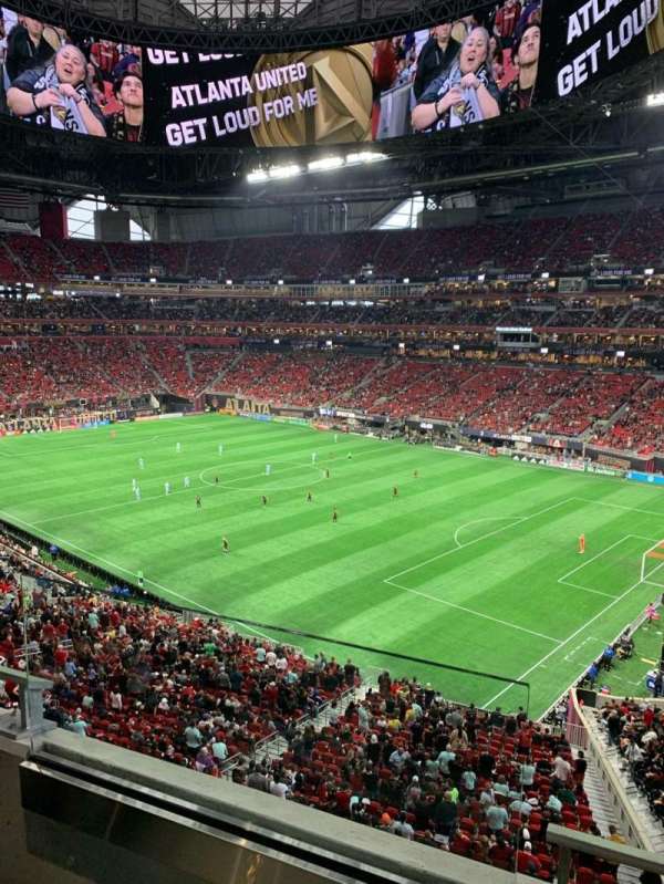 Mercedes-Benz Stadium, section: 204, row: 2, seat: 17