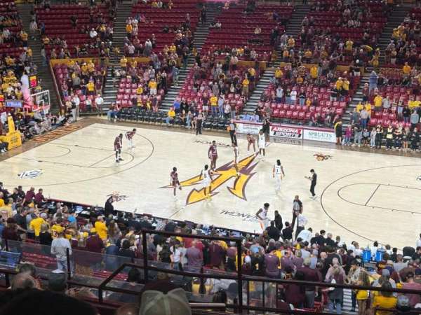 Desert Financial Arena, section: D1, row: 31, seat: 12
