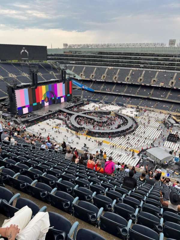 Soldier Field, section: 435, row: 26, seat: 17