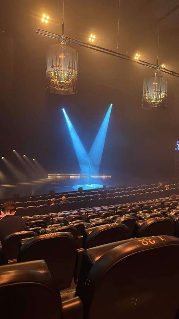 Casino Barrière Toulouse, section: Orchestre Bas, row: M, seat: 42