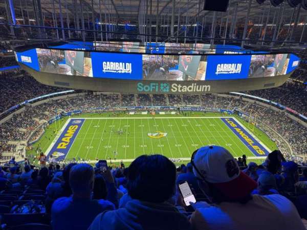 SoFi Stadium, section: 539, row: 21, seat: 12