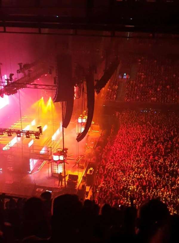 Ziggo Dome, section: 213, row: 13, seat: 423