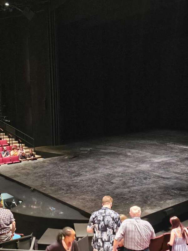 Vivian Beaumont Theater, section: ORCHESTRA R, row: N, seat: 501,502