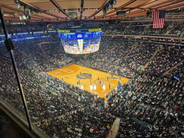 Madison Square Garden, section: 314, row: 1, seat: 12