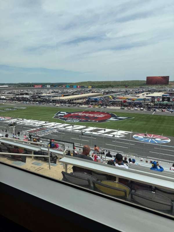 Charlotte Motor Speedway, section: 530, row: 40, seat: 25
