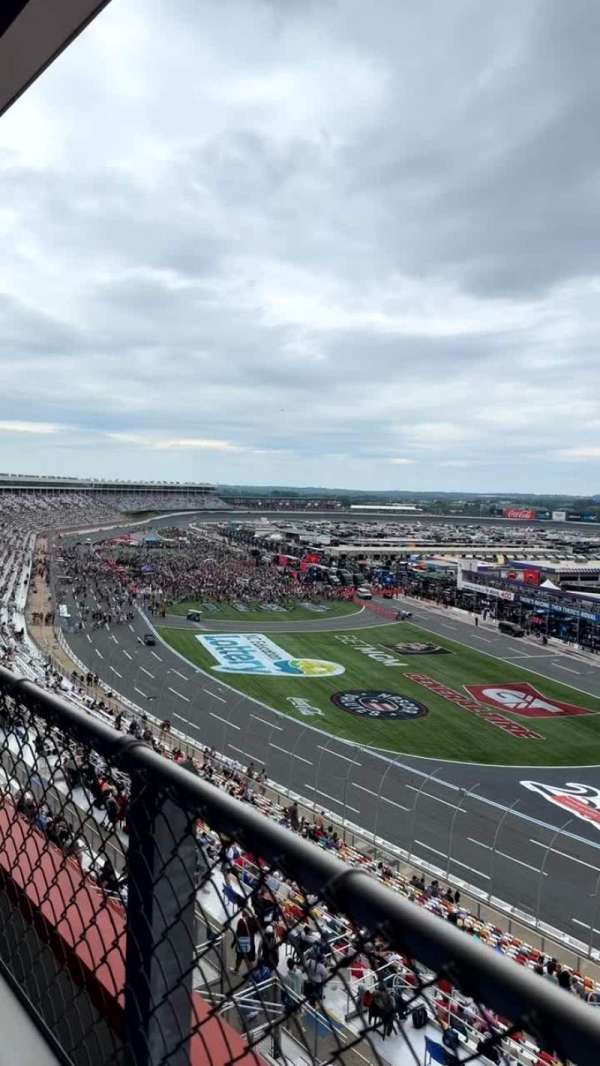Charlotte Motor Speedway, section: 306, row: 1, seat: 16
