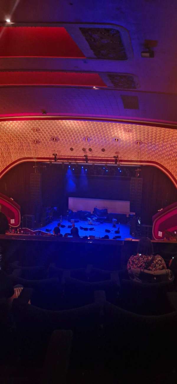 O2 Apollo Manchester, section: Circle, row: Q, seat: 9