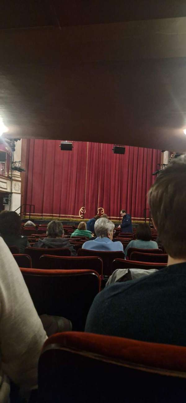 New Theatre, Cardiff, section: Stalls, row: T, seat: 22
