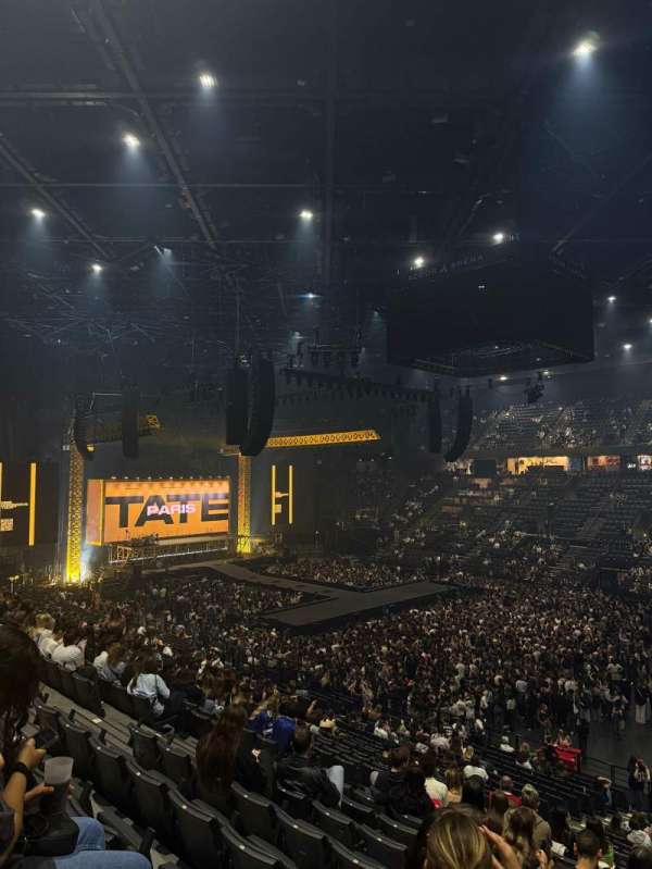 Accor Arena, section: Gradin R, row: 04, seat: 03