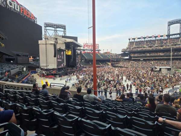 Citi Field, section: 131, row: 30, seat: 2