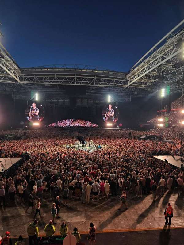 Principality Stadium, section: M20, row: 1
