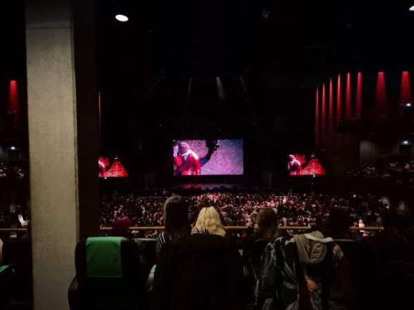 Uber Eats Music Hall, section: 203, row: Barhocker, seat: 9