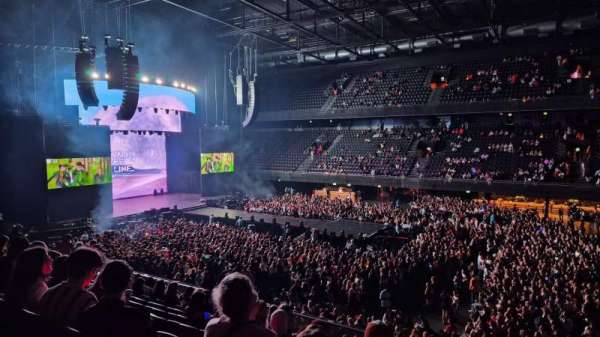 Ziggo Dome, section: 109, row: 11, seat: 329