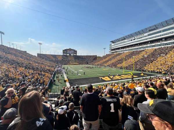 Kinnick Stadium, section: 138, row: 19, seat: 12