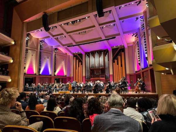 Benaroya Hall, section: Orchestra R, row: Q, seat: 8