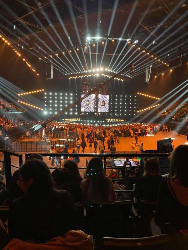 Accor Arena, section: Gradin U, row: 21, seat: 18