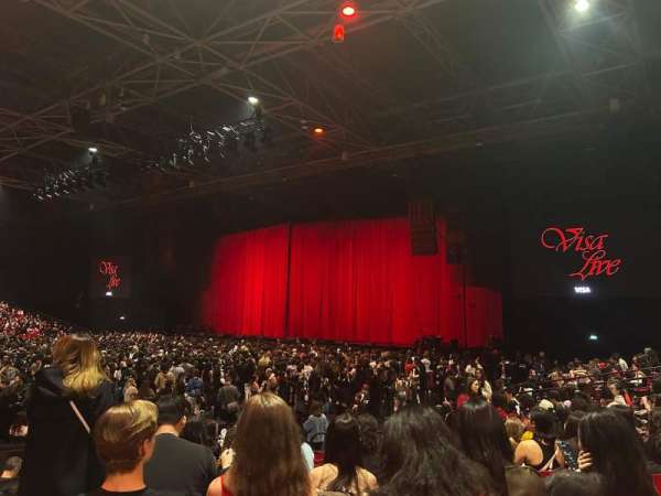 Zénith Paris, section: Q, row: 16, seat: 242