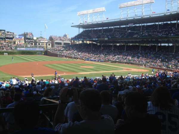 Wrigley Field, section: 209, row: 6, seat: 16