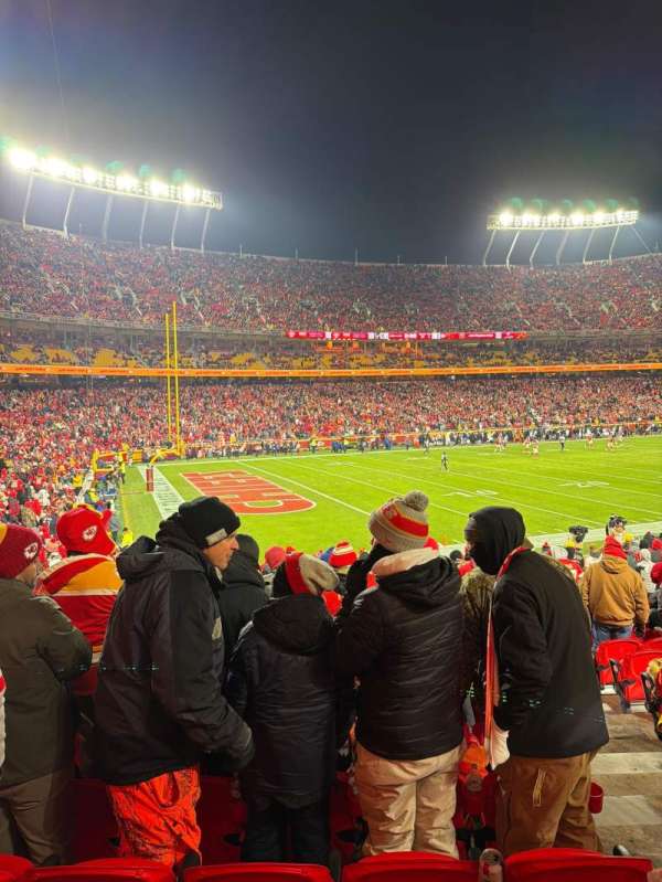 Arrowhead Stadium, section: 124, row: 20, seat: 2