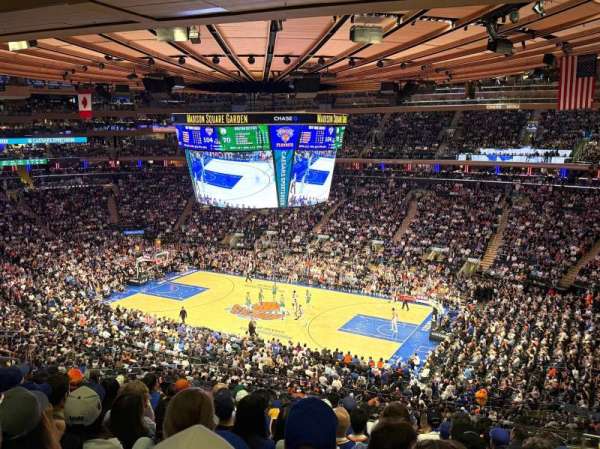Madison Square Garden, section: 213, row: 10, seat: 15