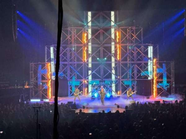 Madison Square Garden, section: 102, row: 10, seat: 9