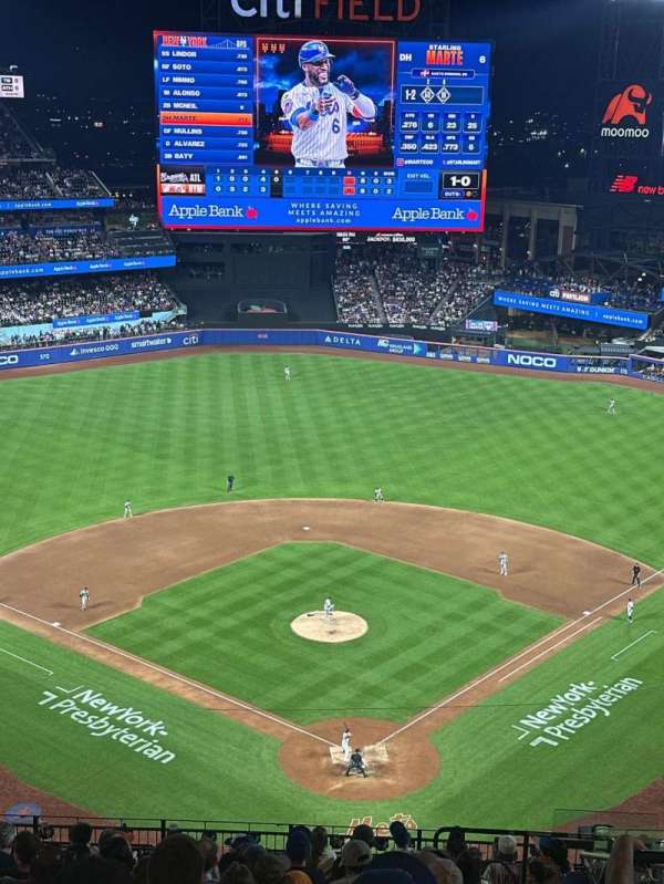 Citi Field, section: 515, row: 16, seat: 4