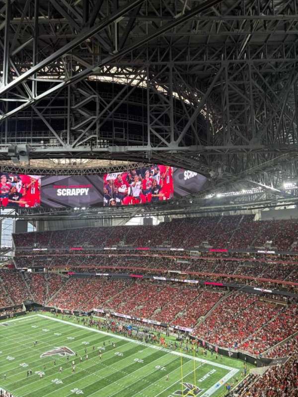 Mercedes-Benz Stadium, section: 331, row: 12