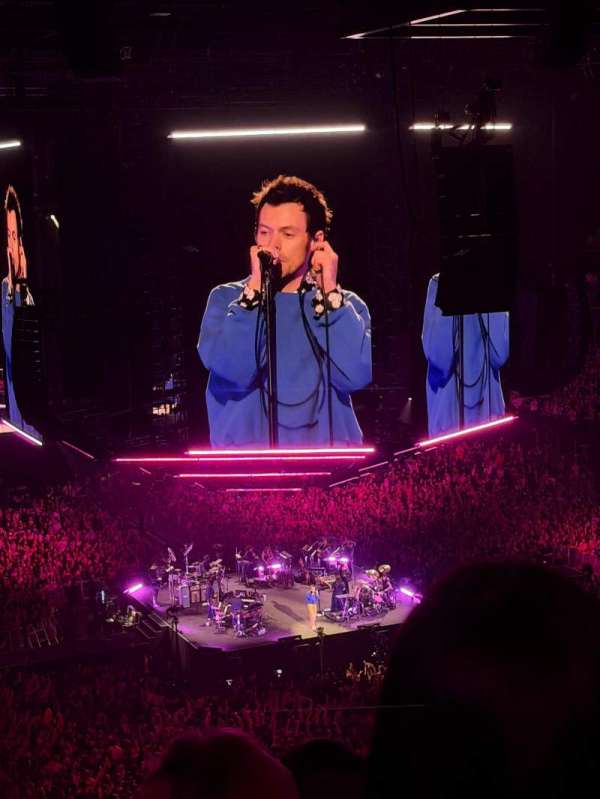 Co-op Live, section: 309, row: 11, seat: 214