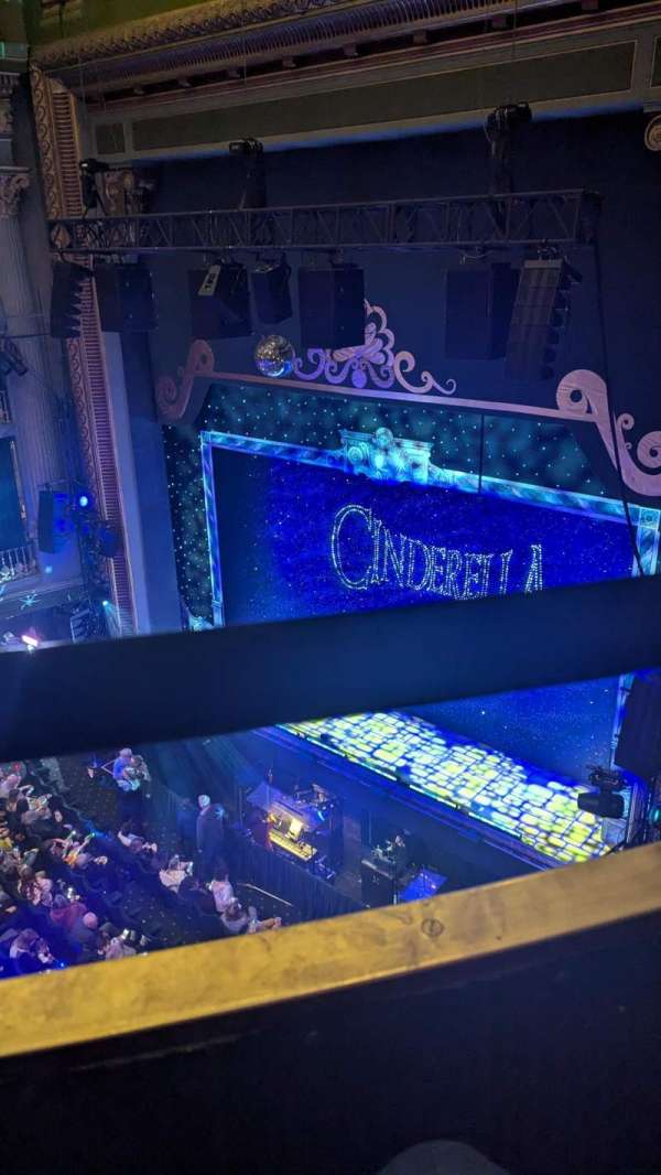 Manchester Opera House, section: Gallery, row: A, seat: 4