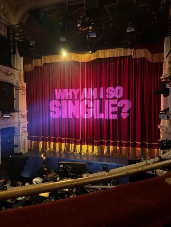 Garrick Theatre, section: Dress Circle, row: A, seat: 7