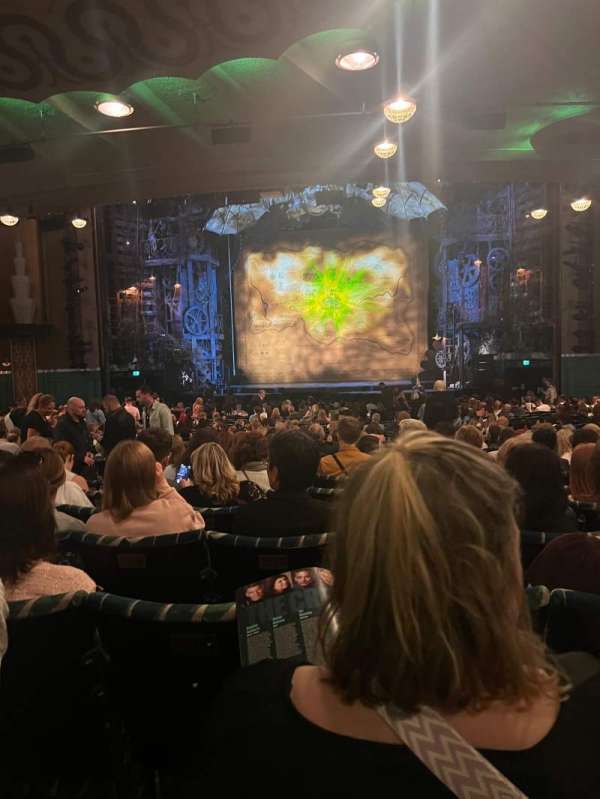 Apollo Victoria Theatre, section: Stalls, row: ZC, seat: 18
