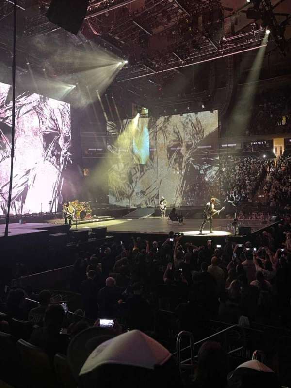 Madison Square Garden, section: 116, row: 5, seat: 1