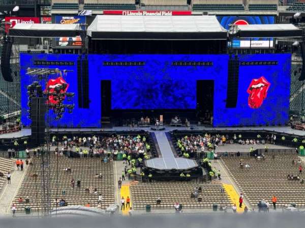 Lincoln Financial Field, section: 211, row: 1, seat: 9